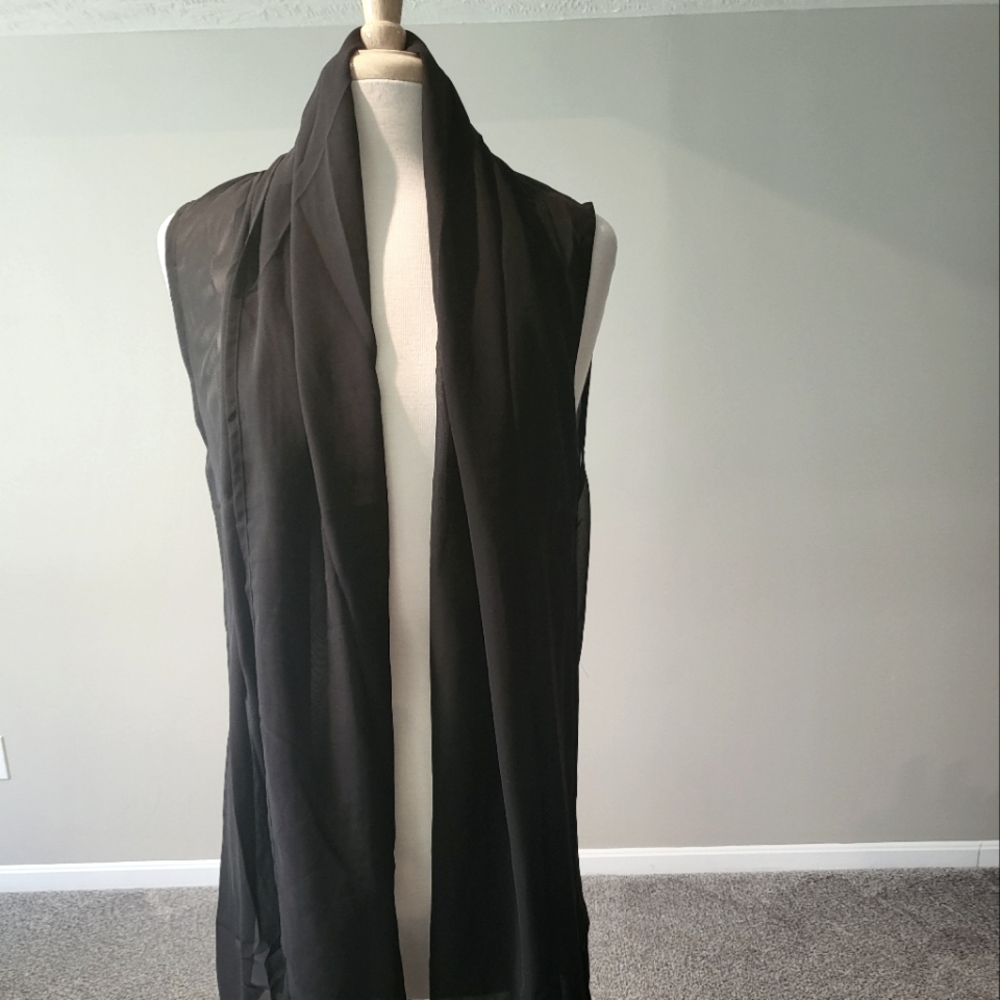 Zury- Free Floating Style Chiffon Vest/Topper (Black – Free Size)